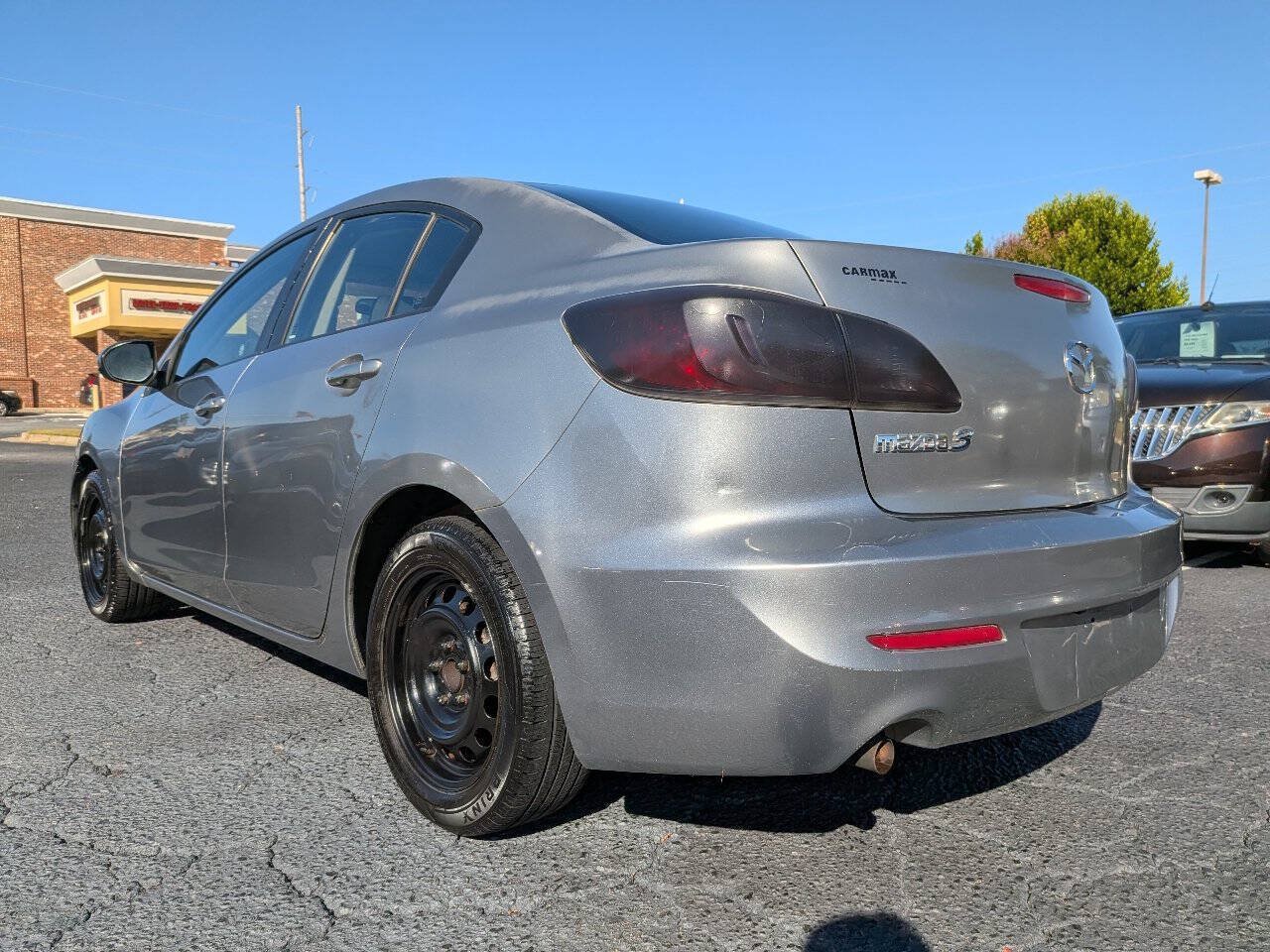 Used 2012 MAZDA MAZDA3 i Sport FWD image 23