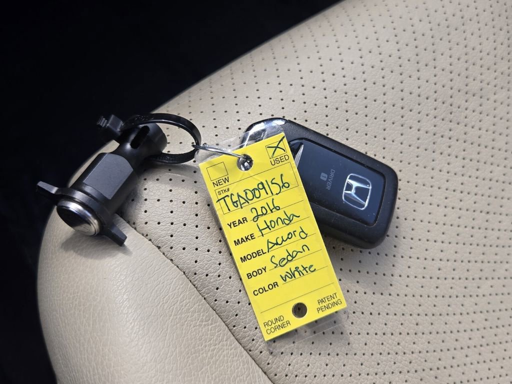 Used 2016 Honda Accord EX-L image 22