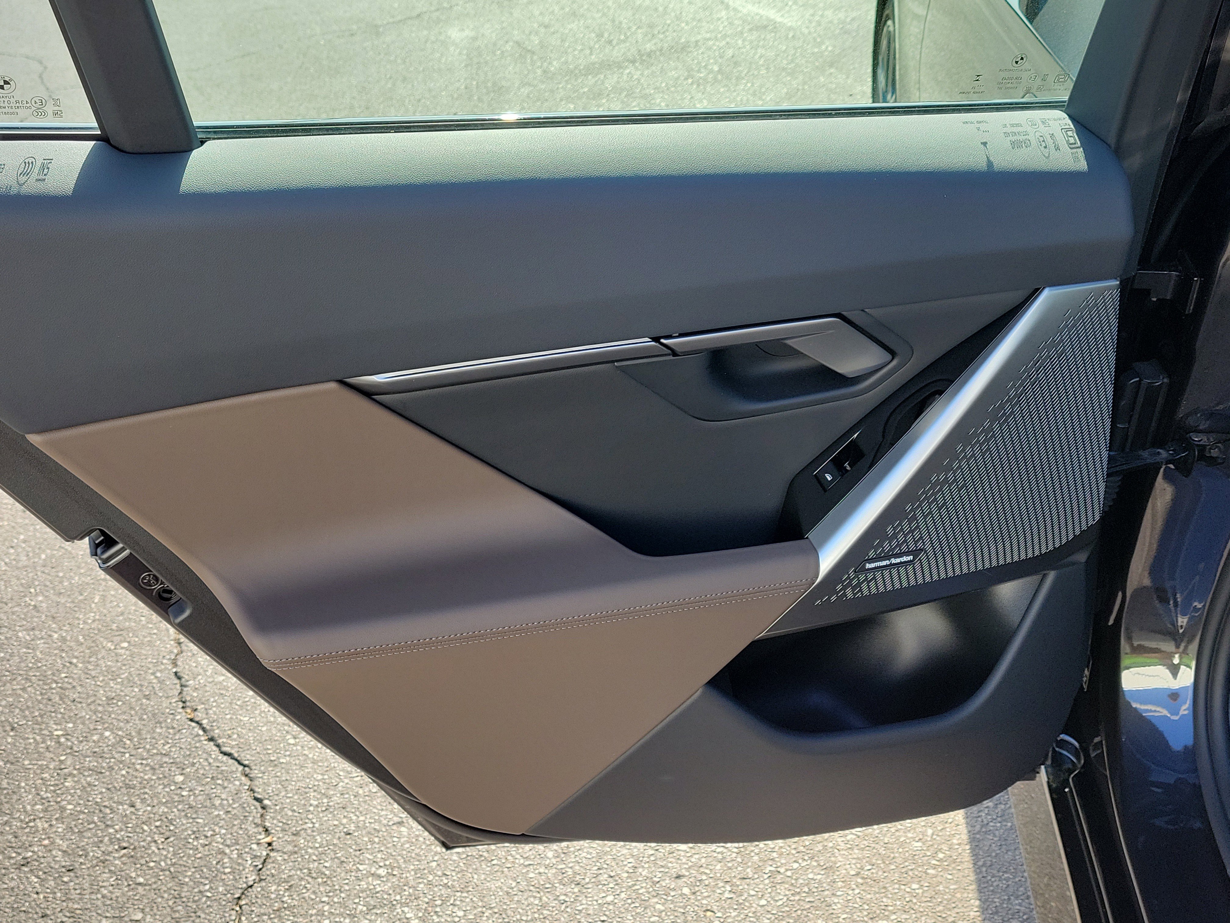 Used 2026 BMW 530i w/ M Sport Package image 9