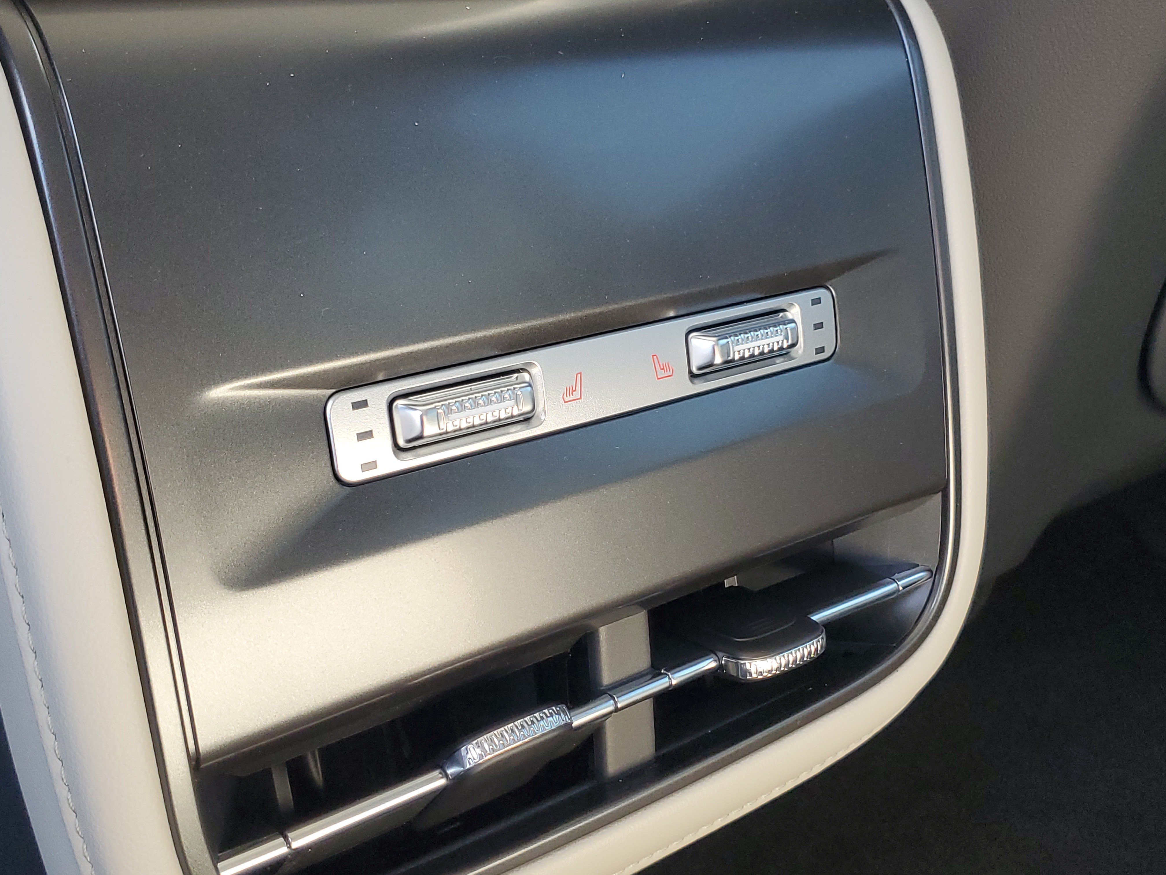 New 2026 Lincoln Nautilus Reserve AWD/4WD image 30