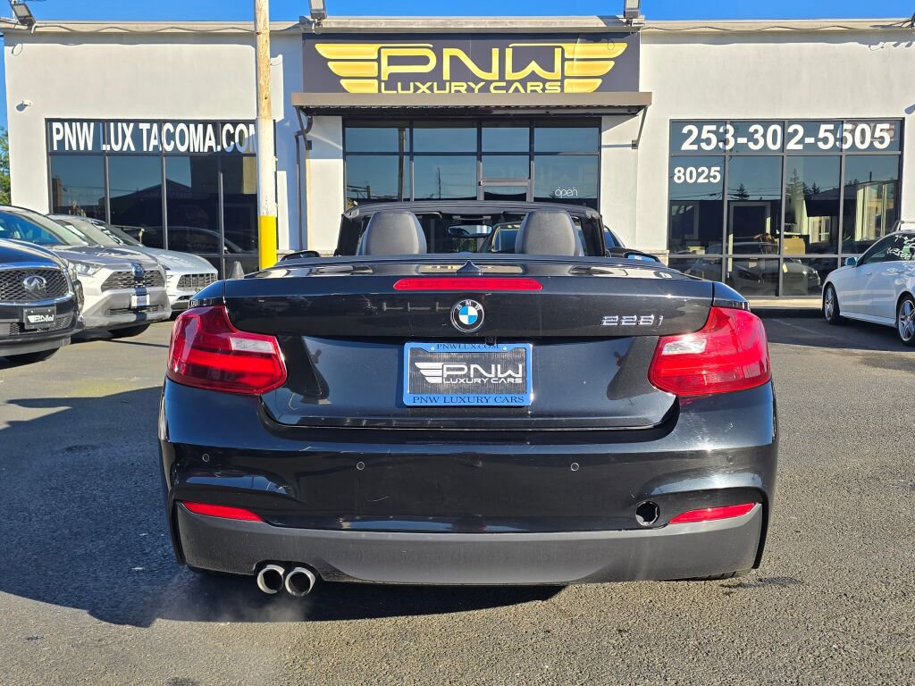 Used 2015 BMW 228i Convertible image 9