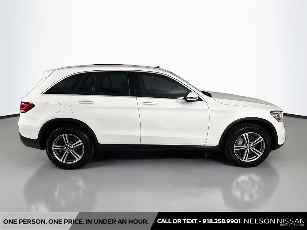 Used 2022 Mercedes-Benz GLC 300 4MATIC image 4