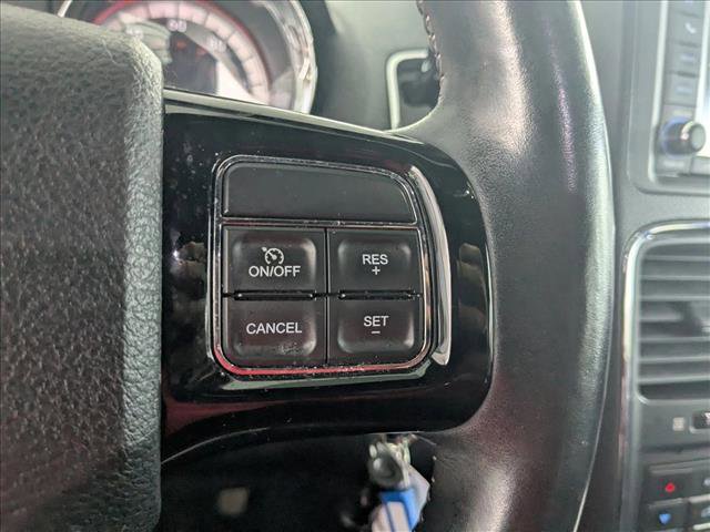 Used 2015 Dodge Grand Caravan SXT image 14