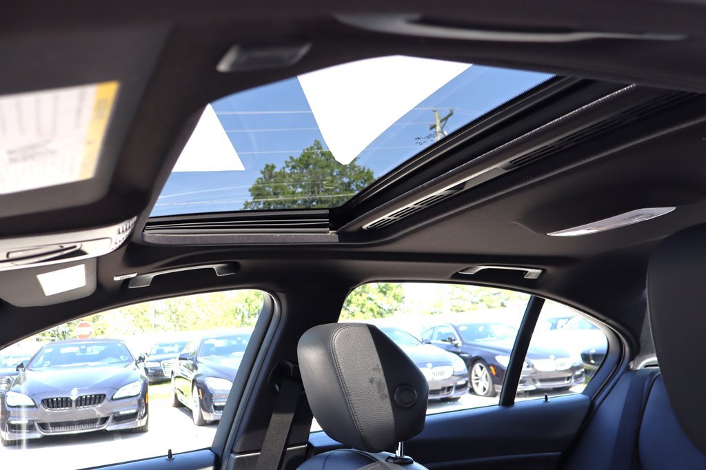 Used 2014 BMW 335i Sedan RWD image 21