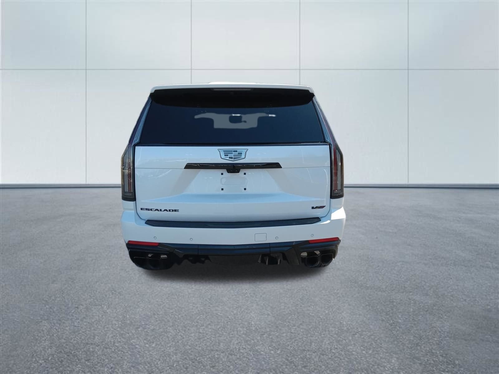 Used 2025 Cadillac Escalade V w/ LPO, ONYX Package image 4