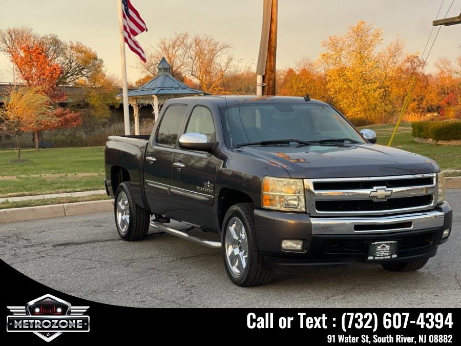 Used 2011 Chevrolet Silverado 1500 LT w/ Texas Edition image 11
