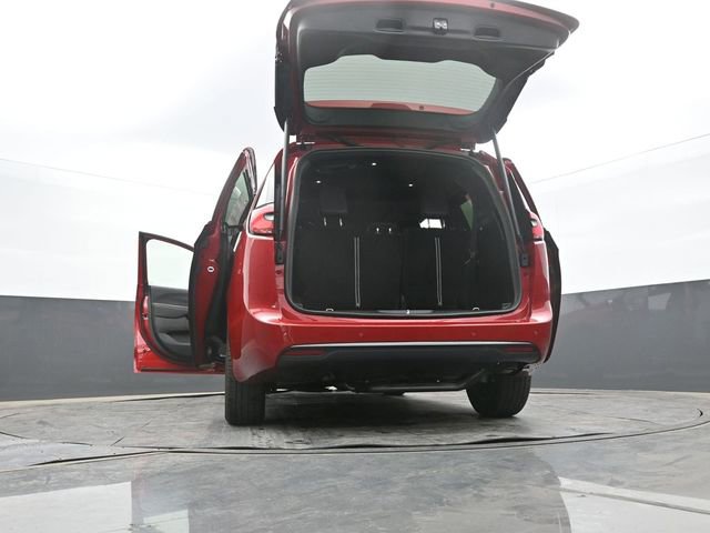 New 2027 Chrysler Pacifica Limited AWD/4WD image 67