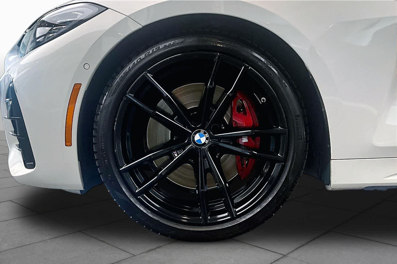 Used 2024 BMW M440i Coupe w/ Premium Package RWD image 11
