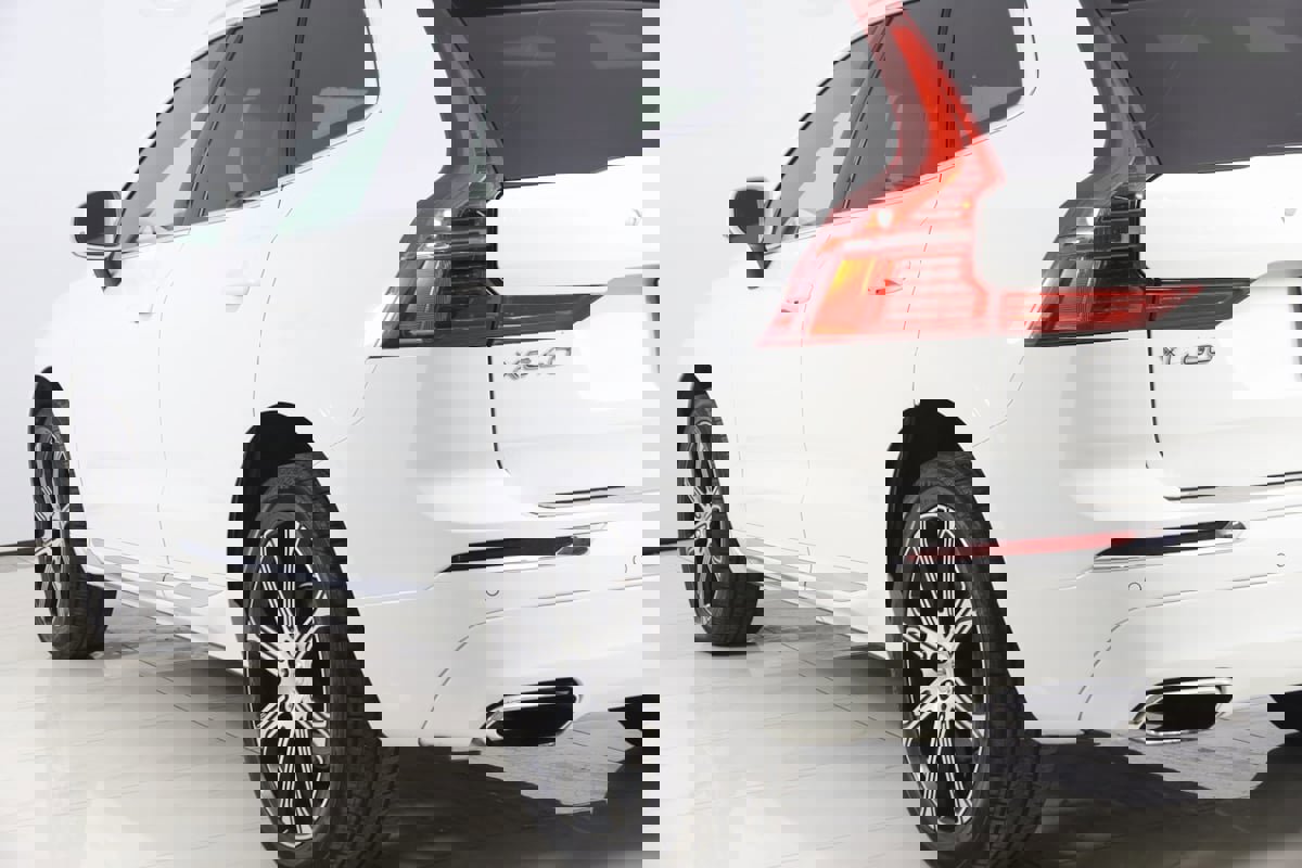 Used 2021 Volvo XC60 T5 Inscription w/ Protection Package Premier image 26