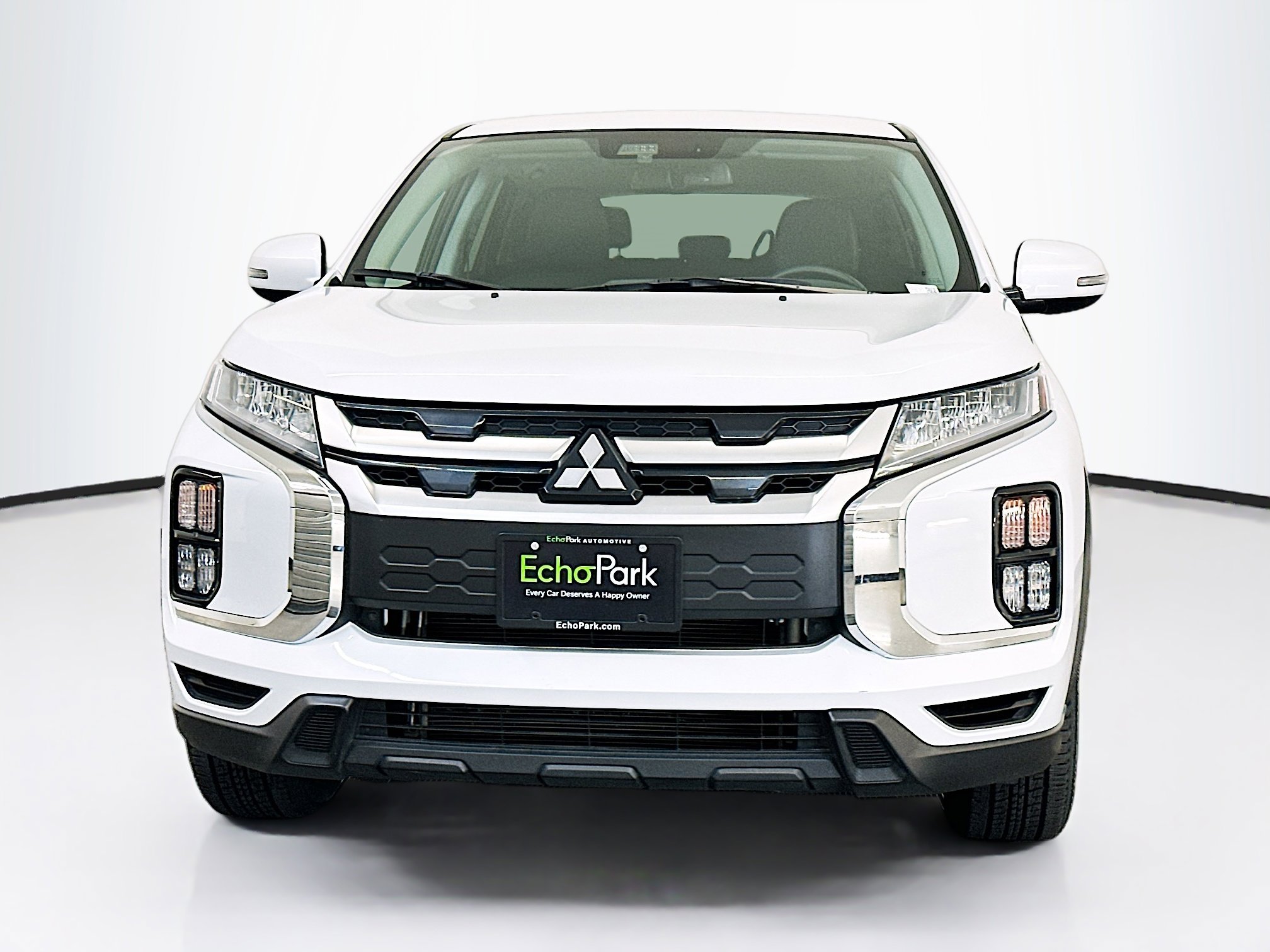 Used 2025 Mitsubishi Outlander Sport SE image 2