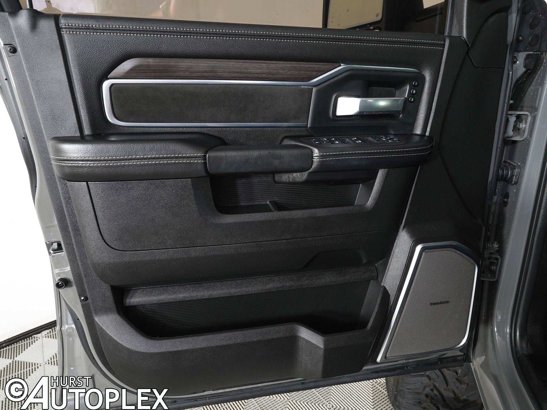 Used 2026 RAM 2500 Laramie image 15