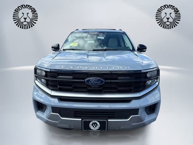 New 2026 Ford Expedition Platinum w/ Platinum Ultimate Package image 2
