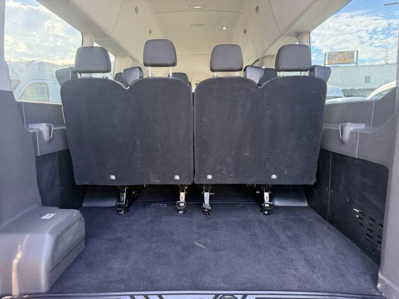 Used 2024 Ford Transit 350 XLT image 13