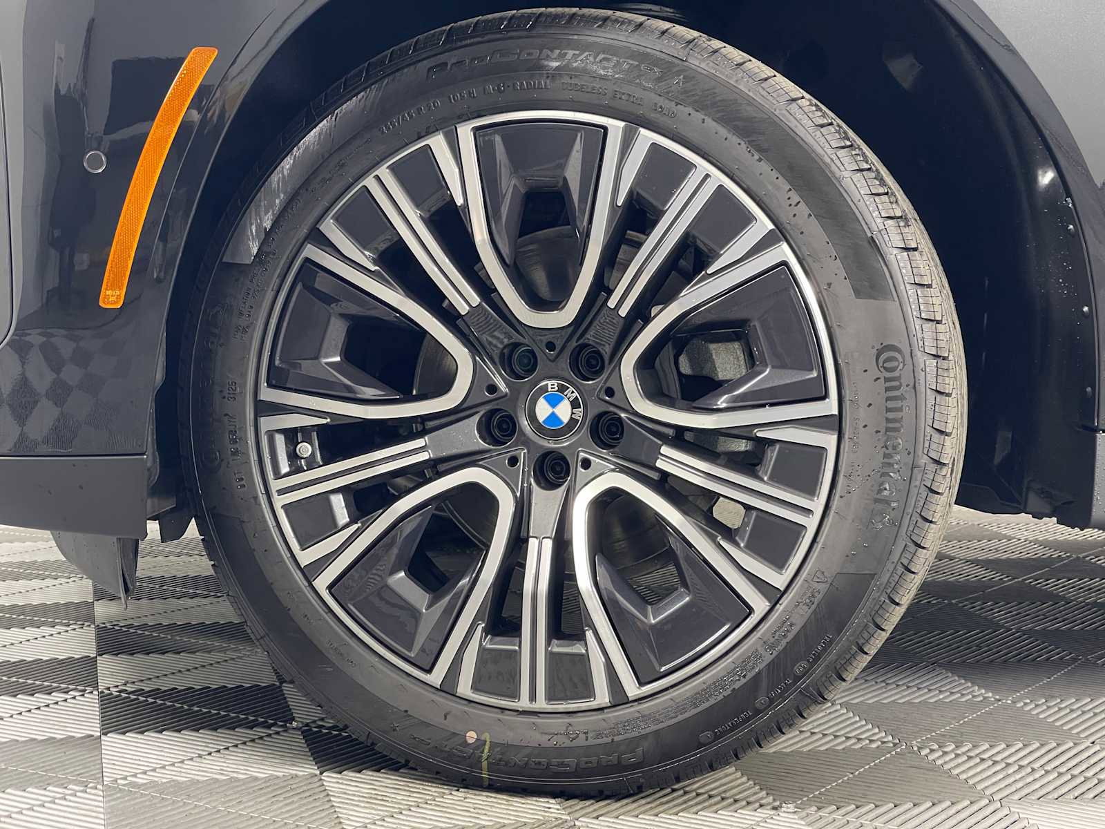 New 2026 BMW X3 xDrive30 w/ Premium Package image 3