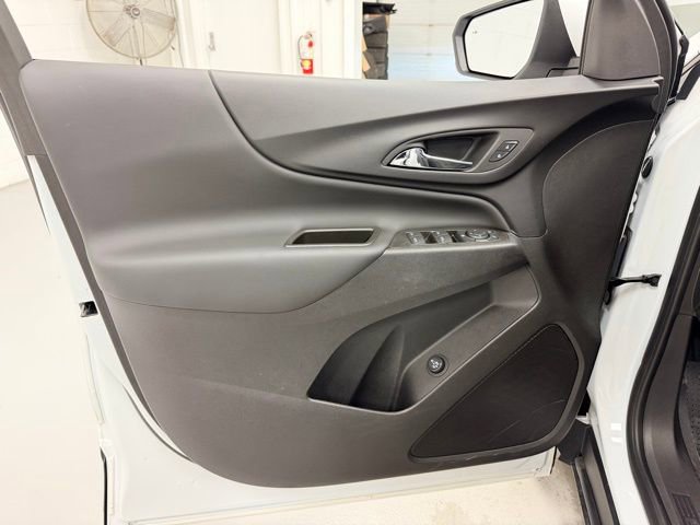 Certified 2024 Chevrolet Equinox LT w/ LPO, Floor Liner Package FWD image 19