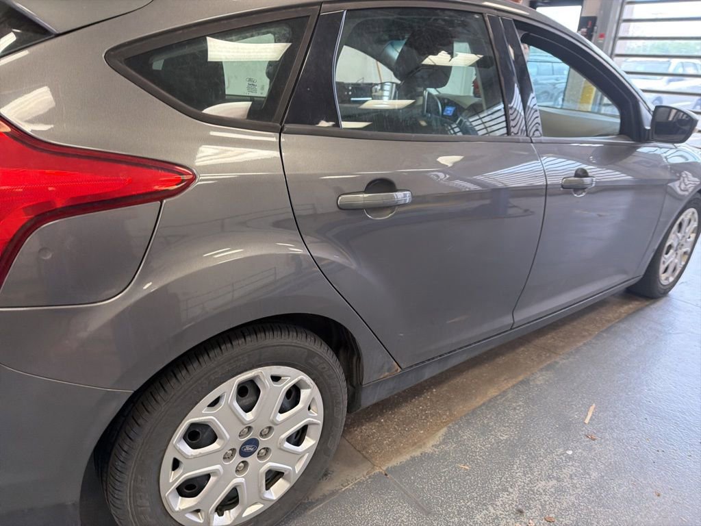 Used 2012 Ford Focus SE image 5