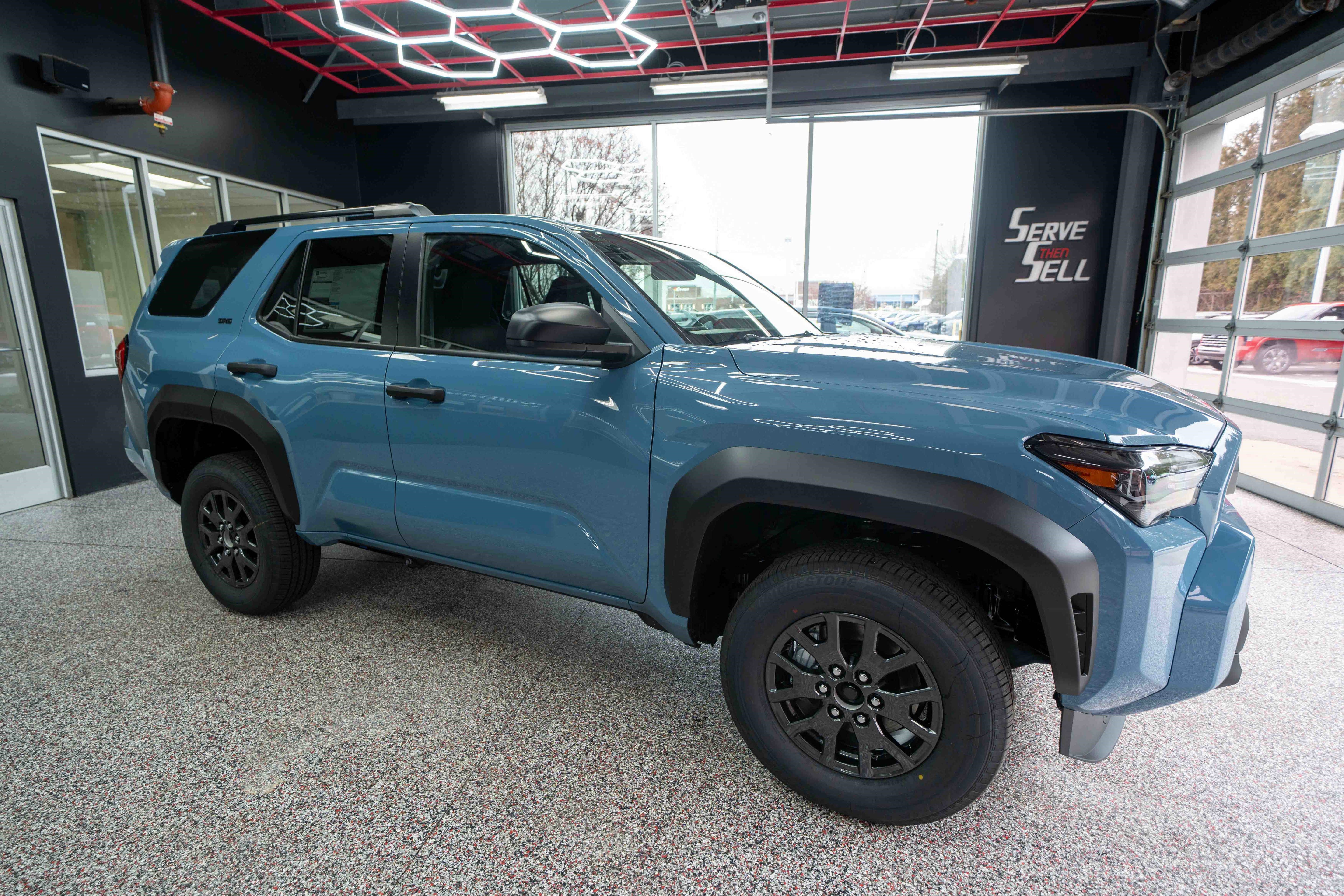New 2025 Toyota 4Runner SR5 image 5