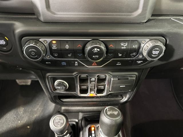 Used 2023 Jeep Wrangler Unlimited w/ Cold Weather Group image 23
