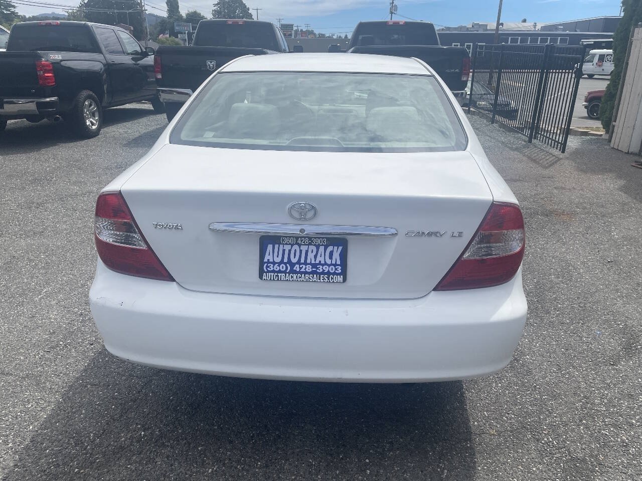 Used 2002 Toyota Camry LE FWD image 5