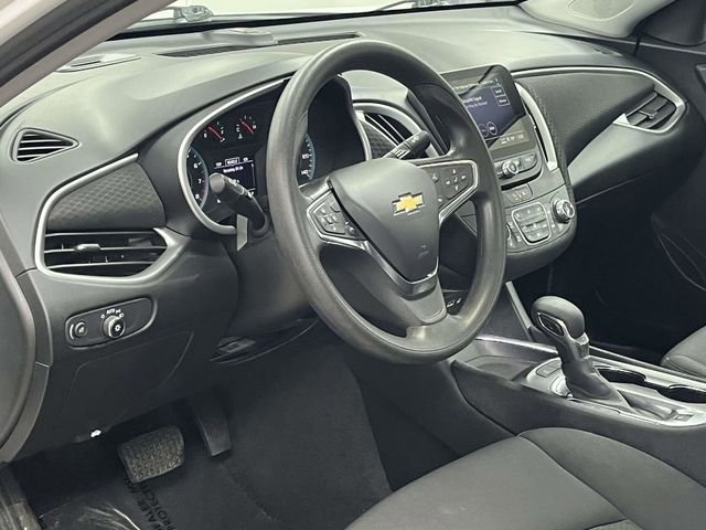 Used 2024 Chevrolet Malibu LT FWD image 14