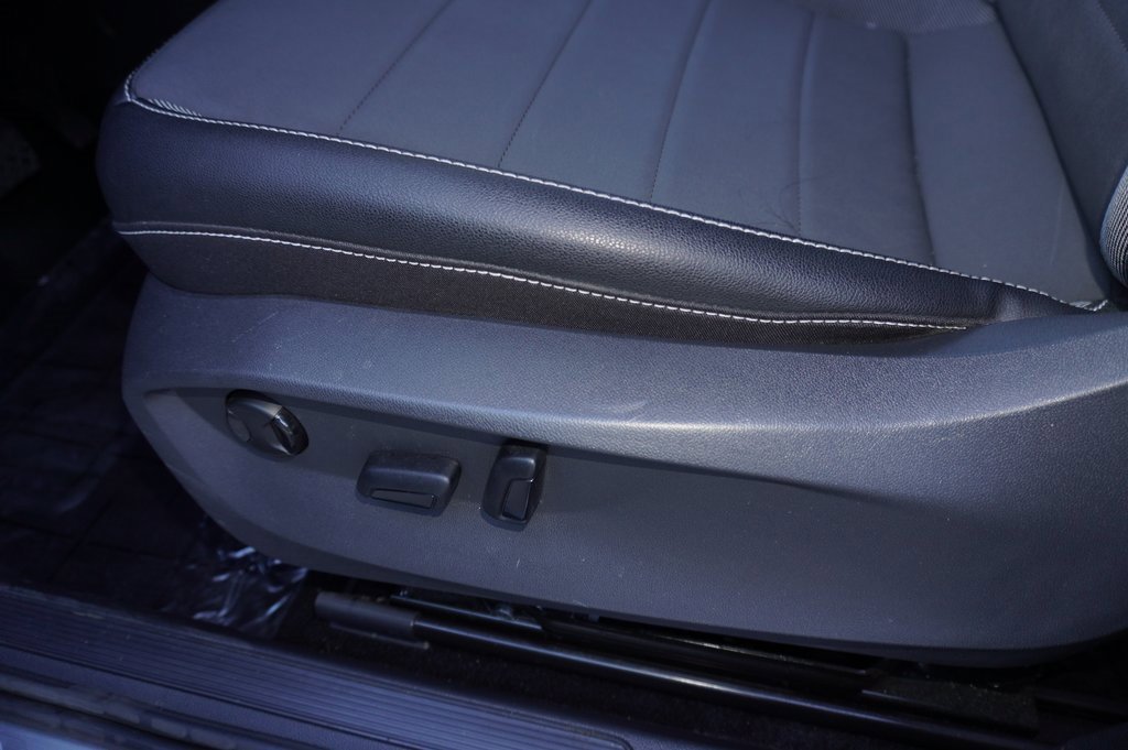 Used 2022 Volkswagen Taos SE image 10