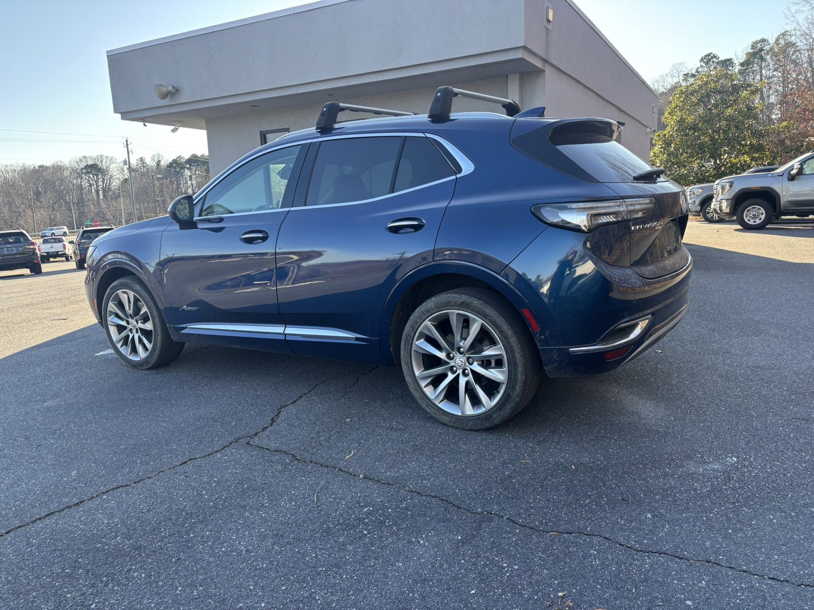 Used 2022 Buick Envision Avenir w/ Safety Package image 4