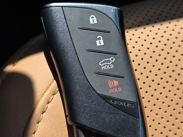 Used 2025 Lexus RX 350 Premium w/ Convenience Package AWD/4WD image 37