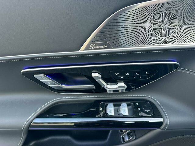 New 2025 Mercedes-Benz SL 63 AMG S e Performance 4MATIC image 9