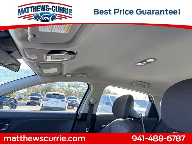 Used 2025 Kia K4 LXS image 11