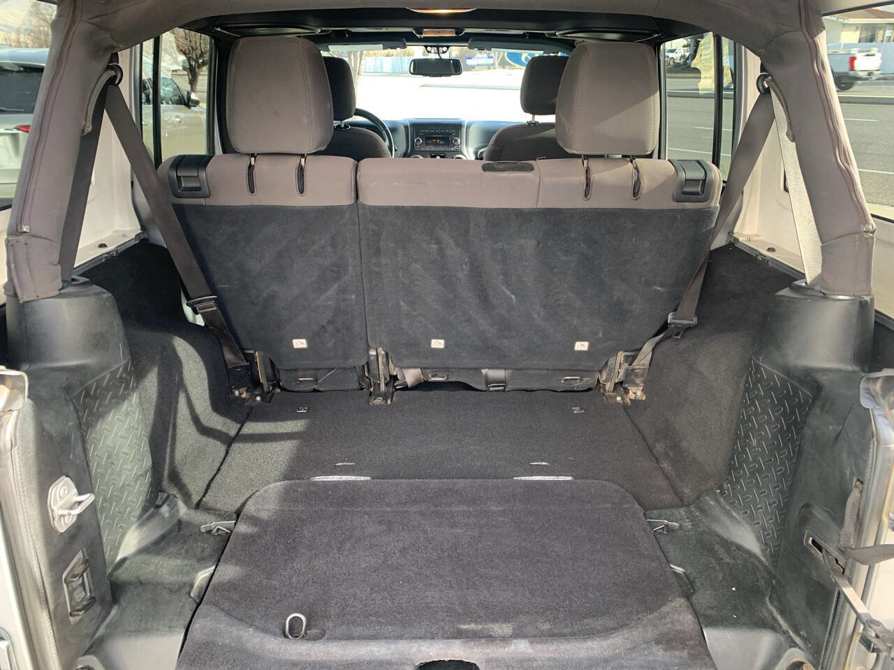 Used 2018 Jeep Wrangler Unlimited Sport S image 10