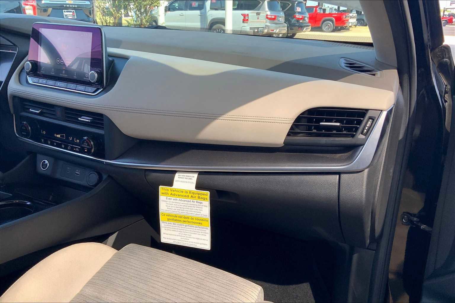 Certified 2023 Nissan Rogue SV AWD/4WD image 17