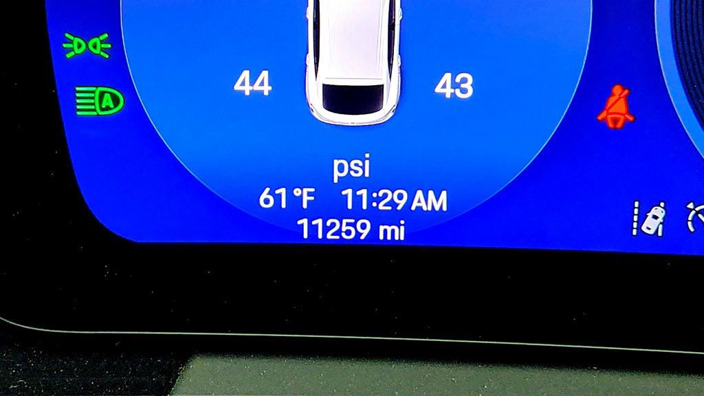 Used 2025 Porsche Macan 4S Electric w/ Premium Package AWD/4WD image 16