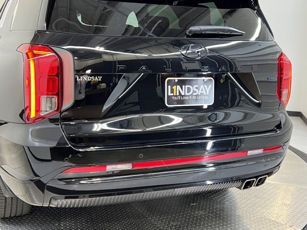 Used 2024 Hyundai Palisade Calligraphy image 8