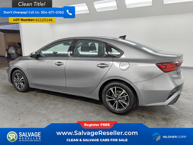 Used 2022 Kia Forte LXS FWD image 3