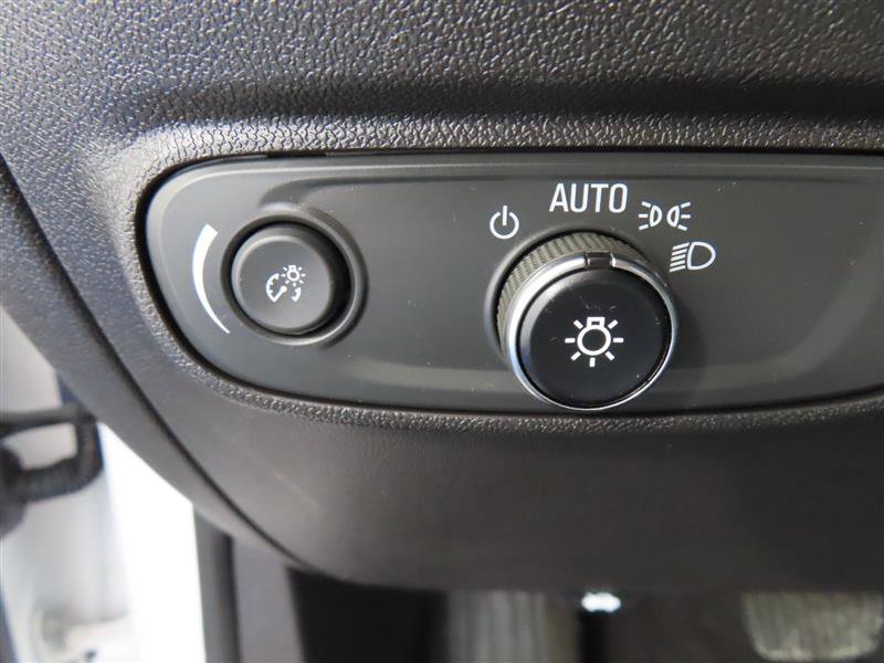 Used 2024 Chevrolet Equinox LT FWD image 19