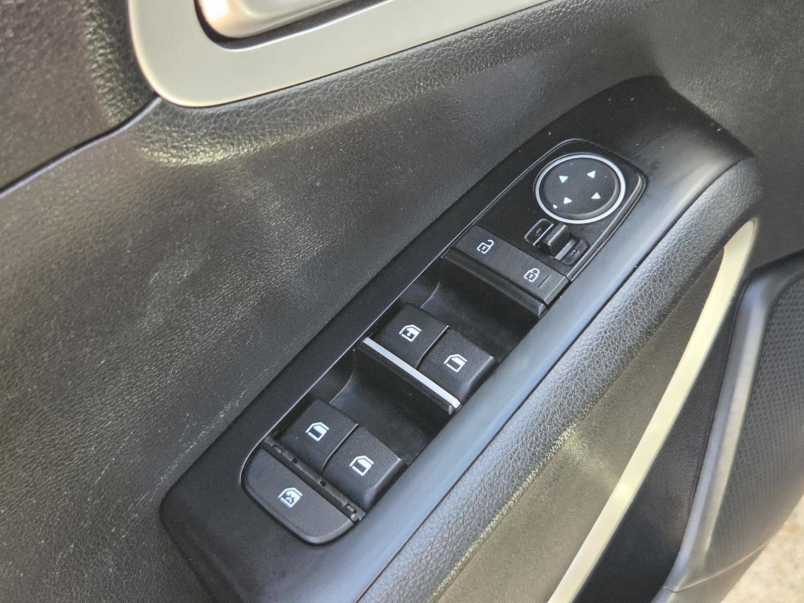Used 2024 Kia Soul LX w/ LX Technology Package FWD image 15