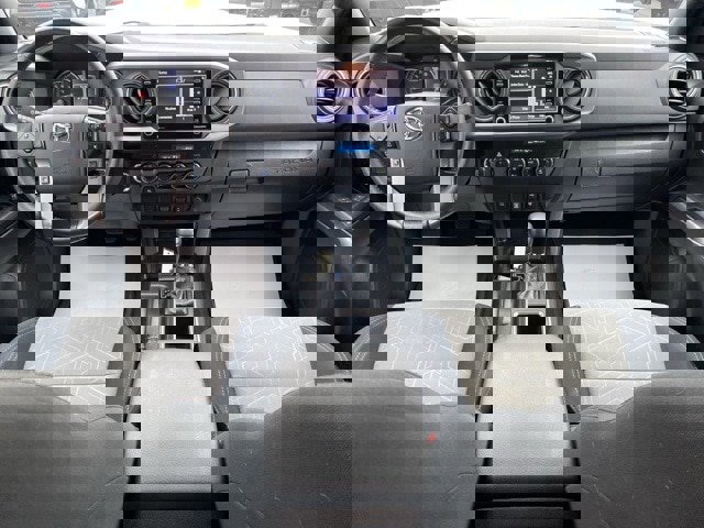 Used 2023 Toyota Tacoma TRD Sport image 2