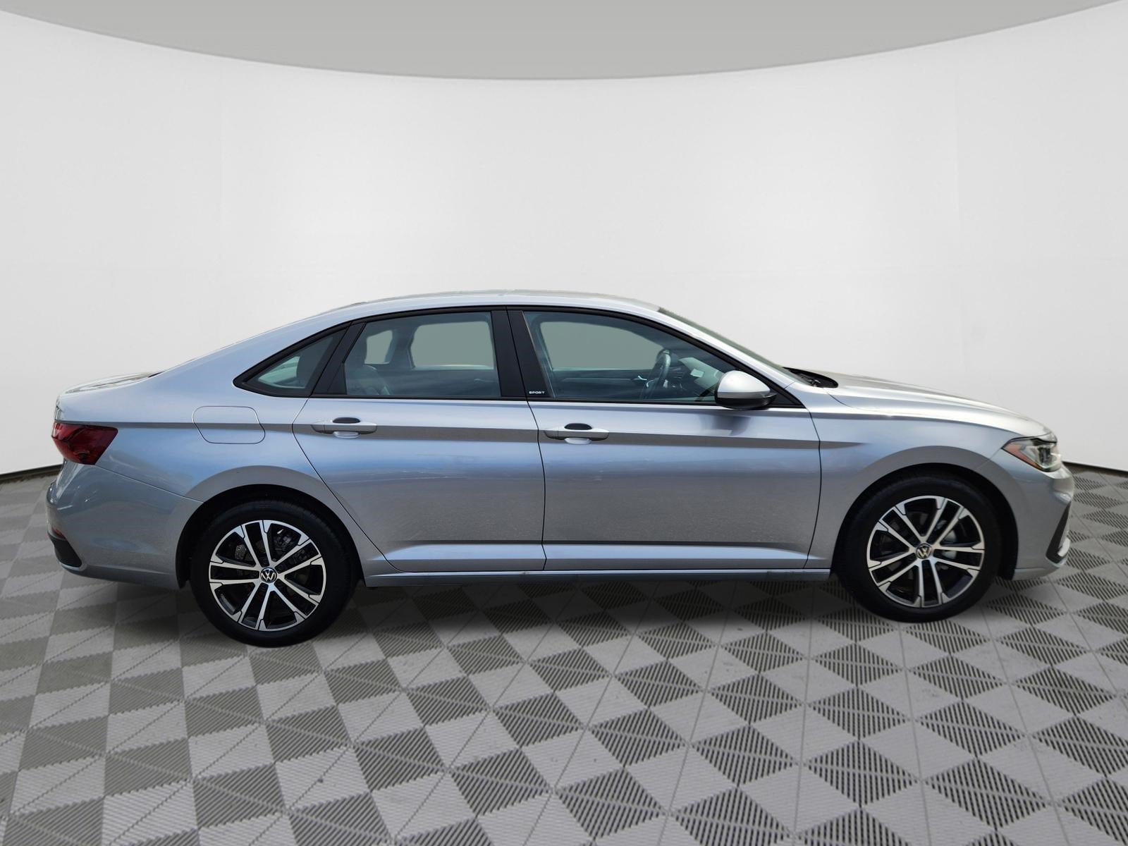 Certified 2026 Volkswagen Jetta Sport FWD image 6