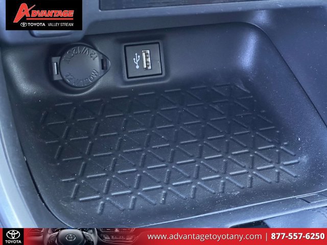 Certified 2024 Toyota RAV4 LE AWD/4WD image 33