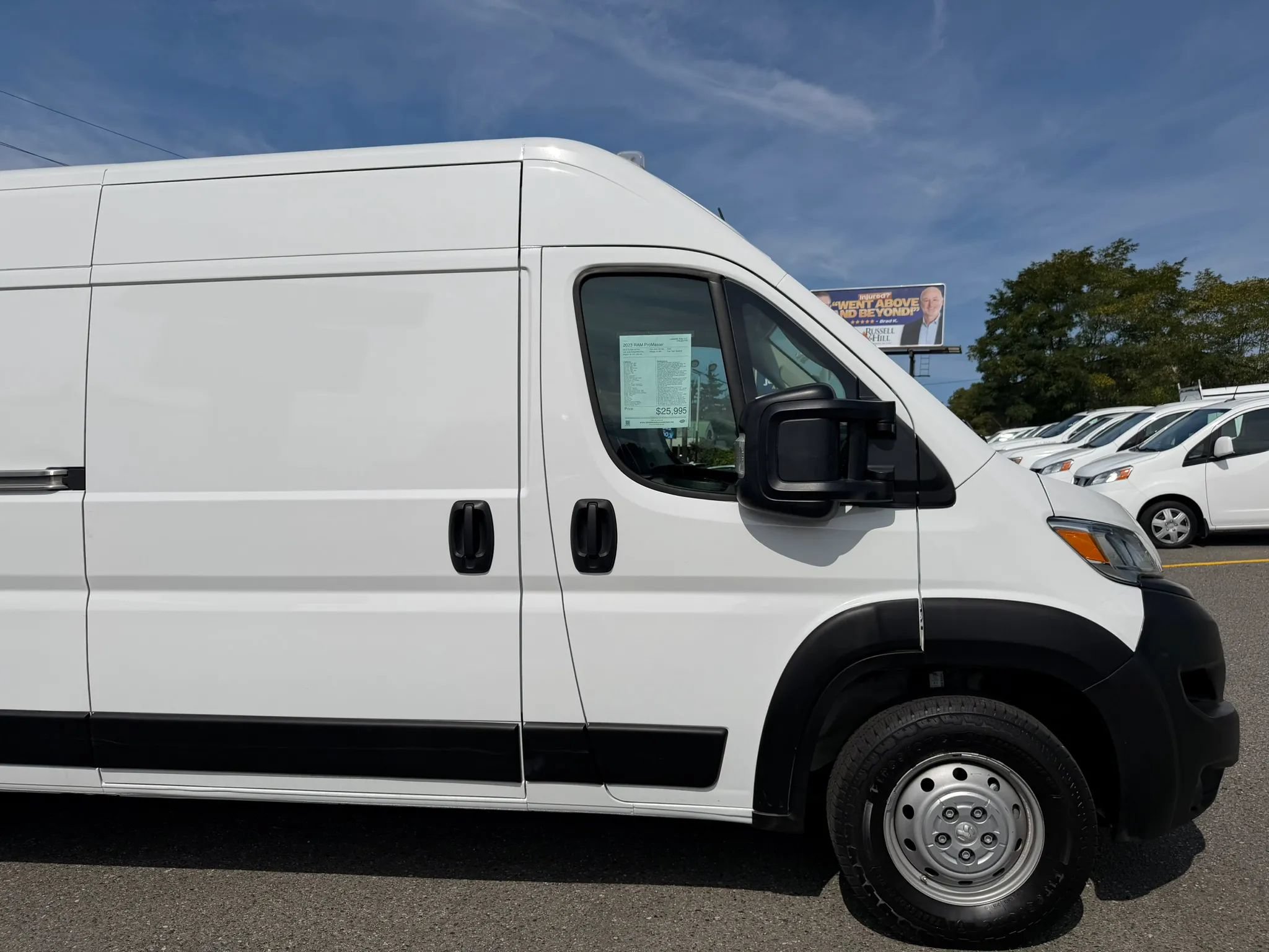 Used 2023 RAM ProMaster 2500 FWD image 4
