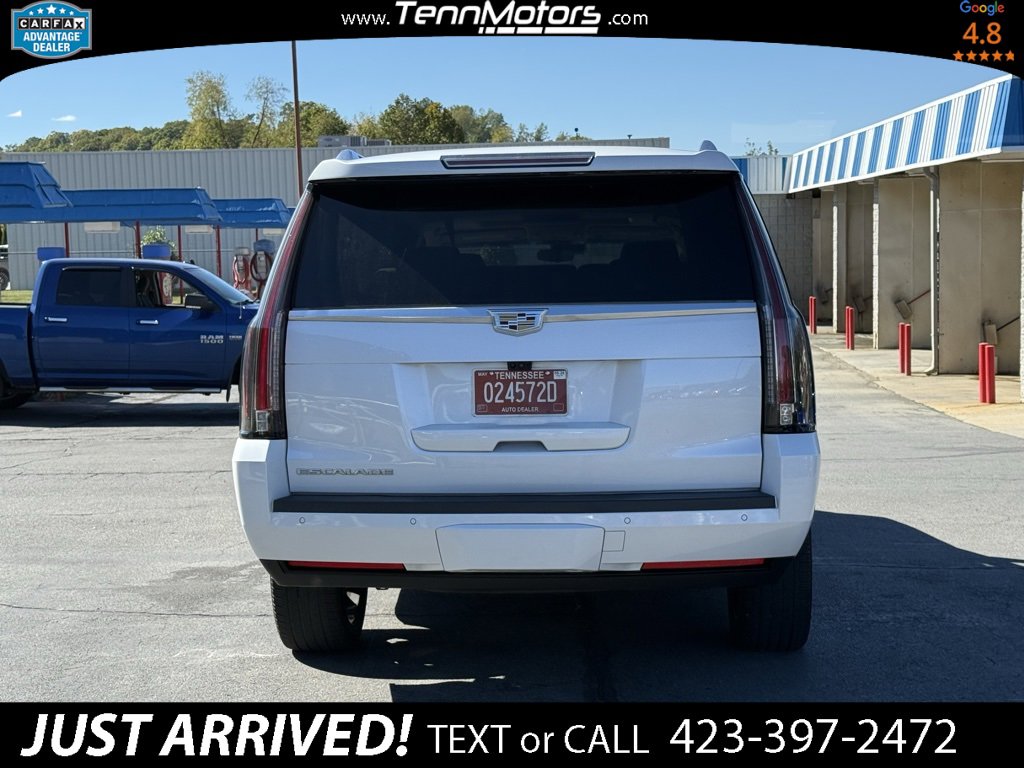 Used 2020 Cadillac Escalade ESV Premium Luxury image 6