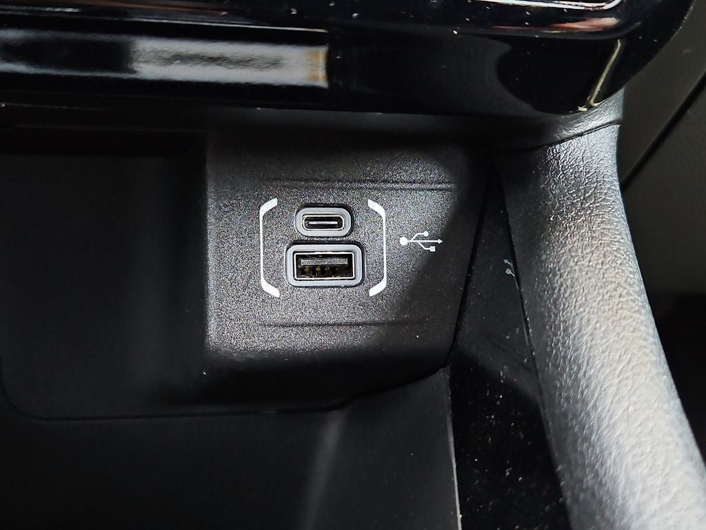 Certified 2026 Jeep Compass Latitude AWD/4WD image 26