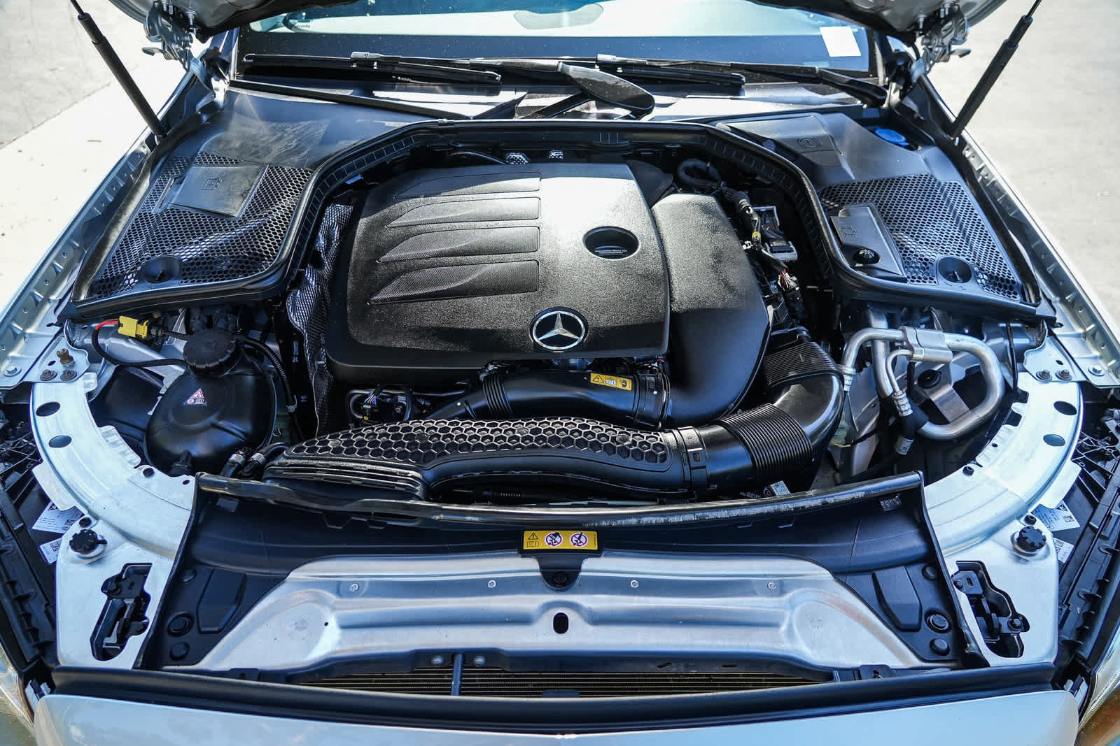 Used 2021 Mercedes-Benz C 300 Sedan image 27
