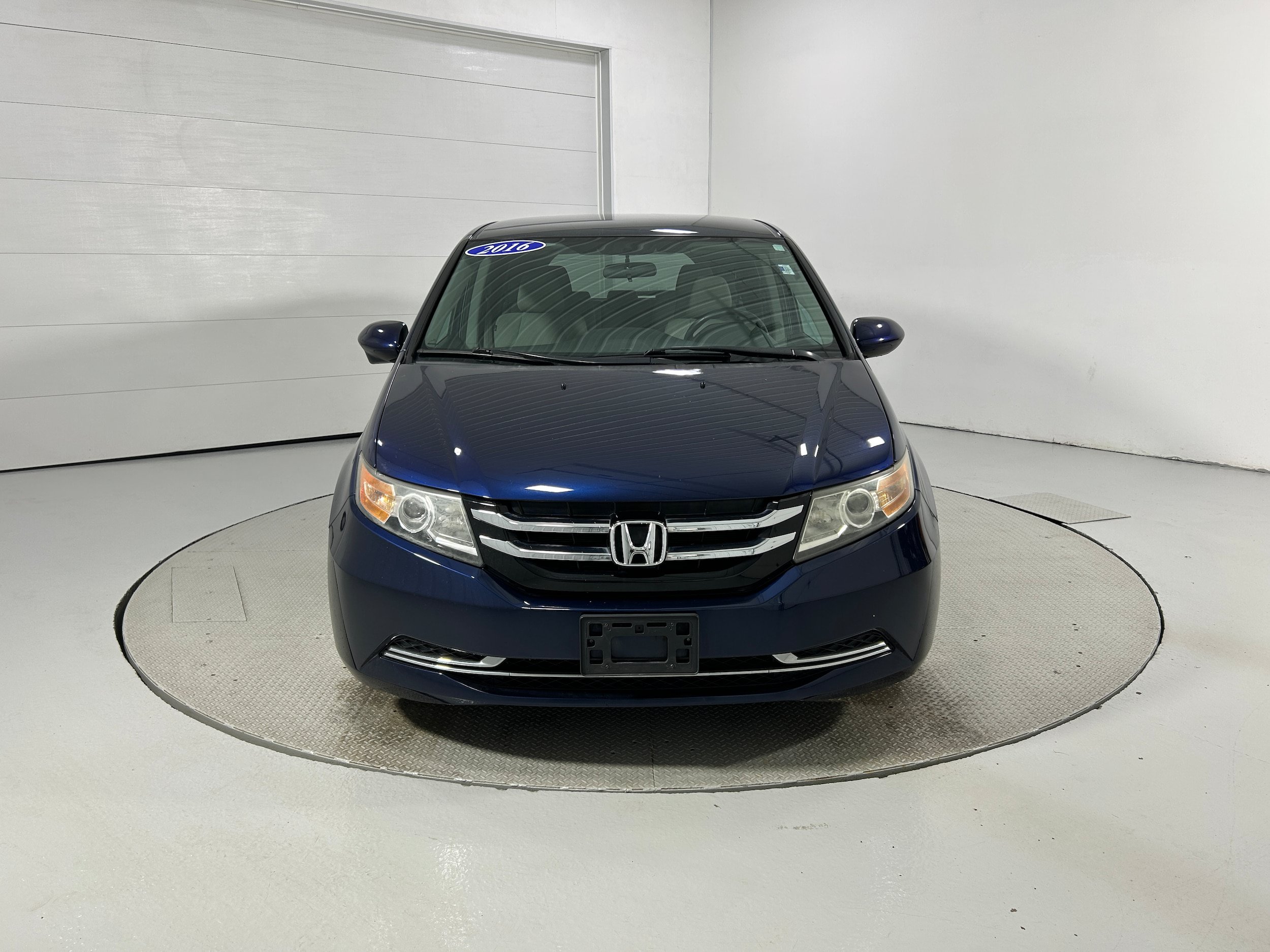 Used 2016 Honda Odyssey SE image 16