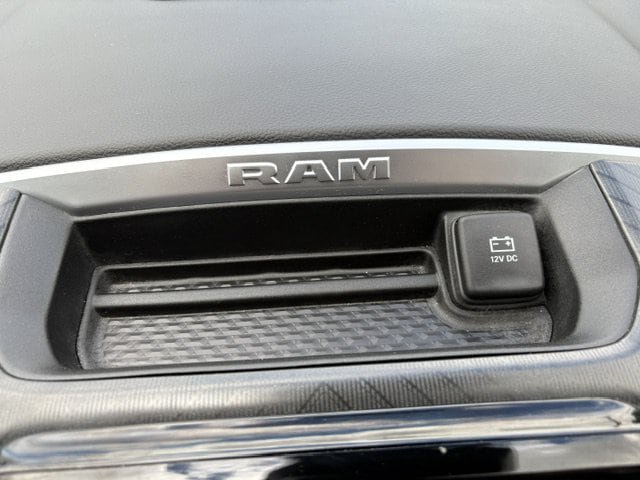Used 2025 RAM 1500 Big Horn AWD/4WD image 26