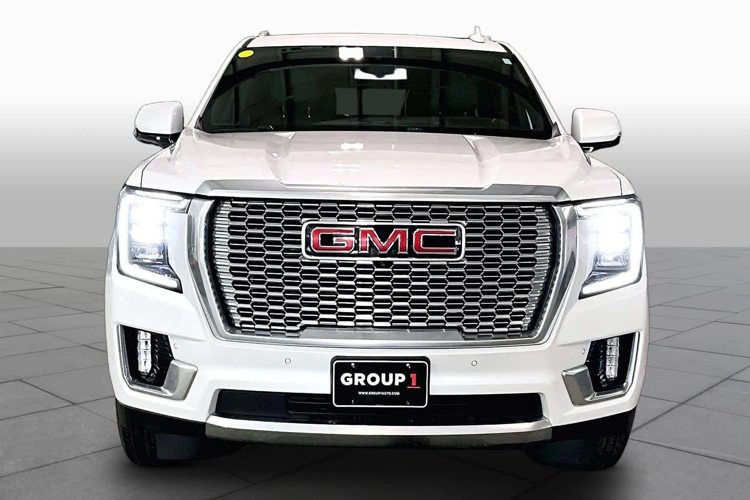Used 2024 GMC Yukon Denali AWD/4WD image 4