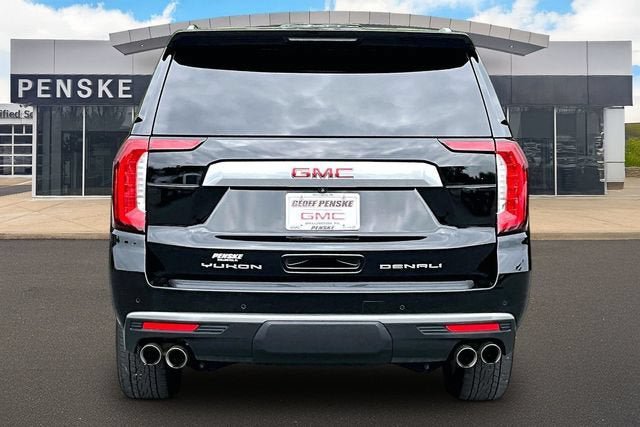 Used 2024 GMC Yukon XL Denali AWD/4WD image 4
