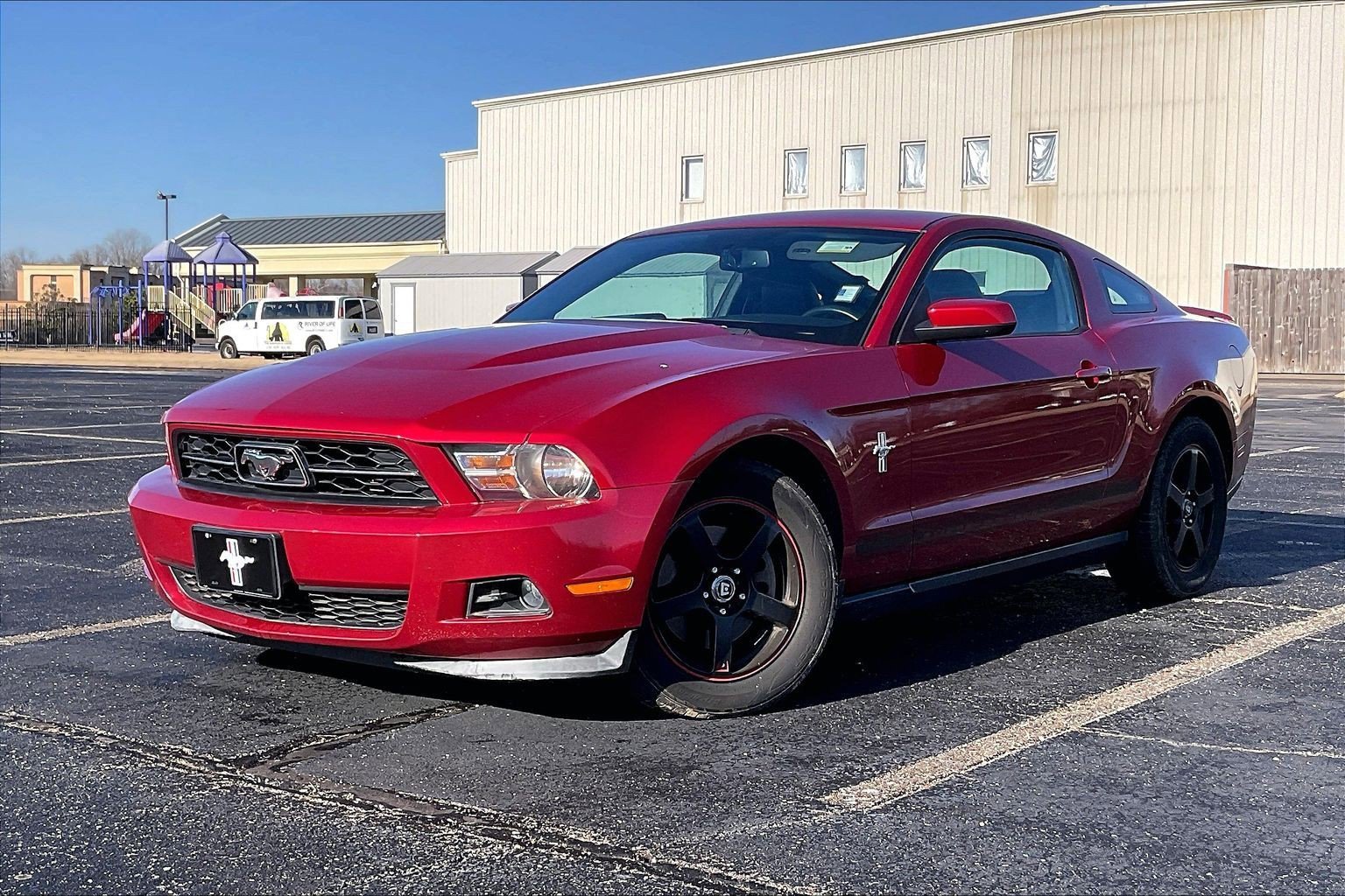 Used 2012 Ford Mustang Premium image 2