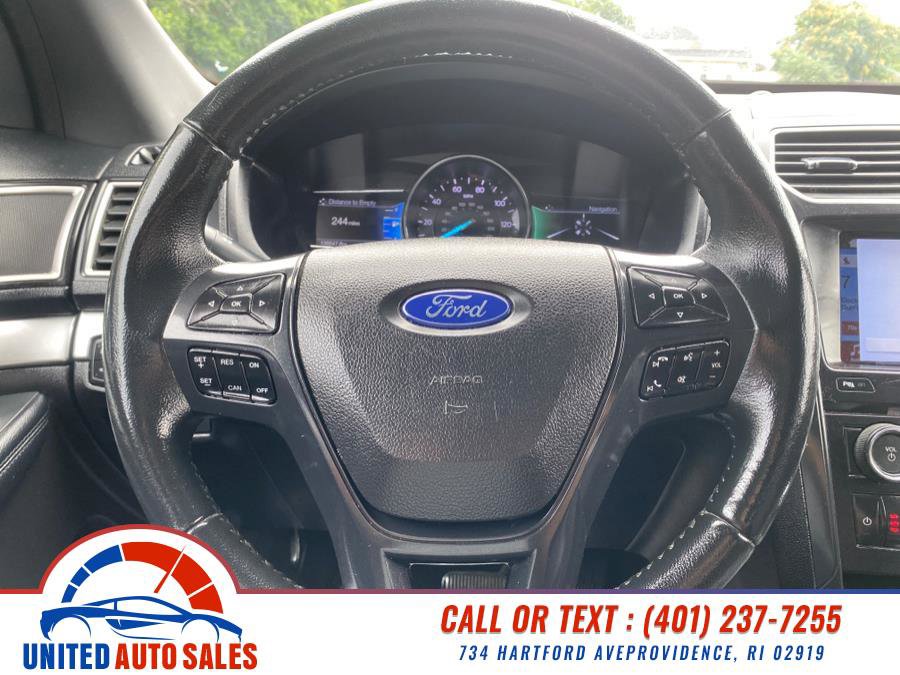 Used 2017 Ford Explorer XLT w/ Equipment Group 201A image 17