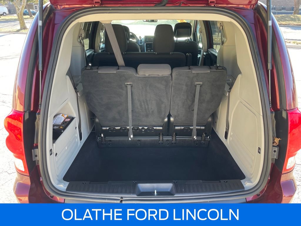 Used 2019 Dodge Grand Caravan SE image 25